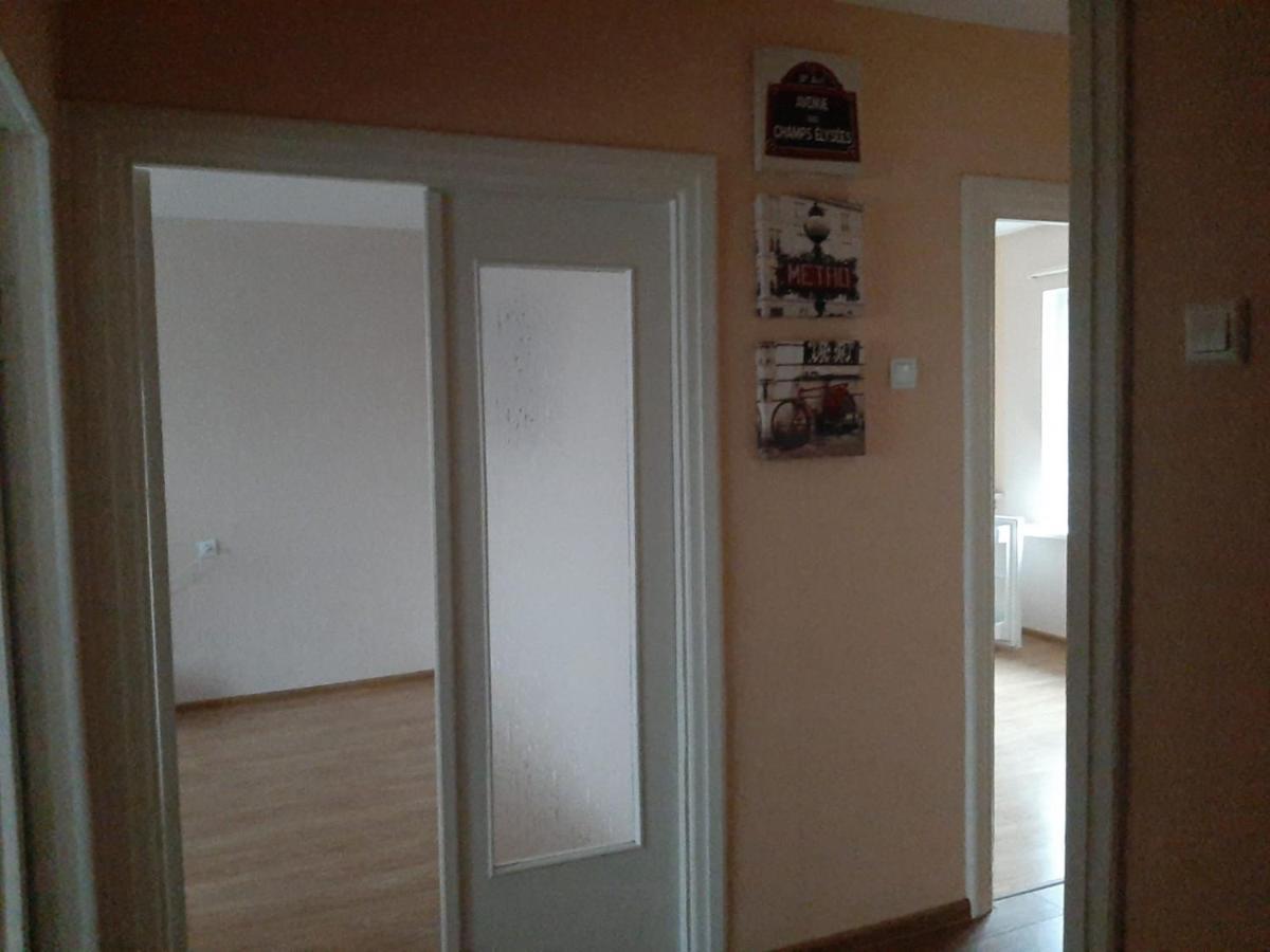 Ergli Apartment Eksteriør bilde